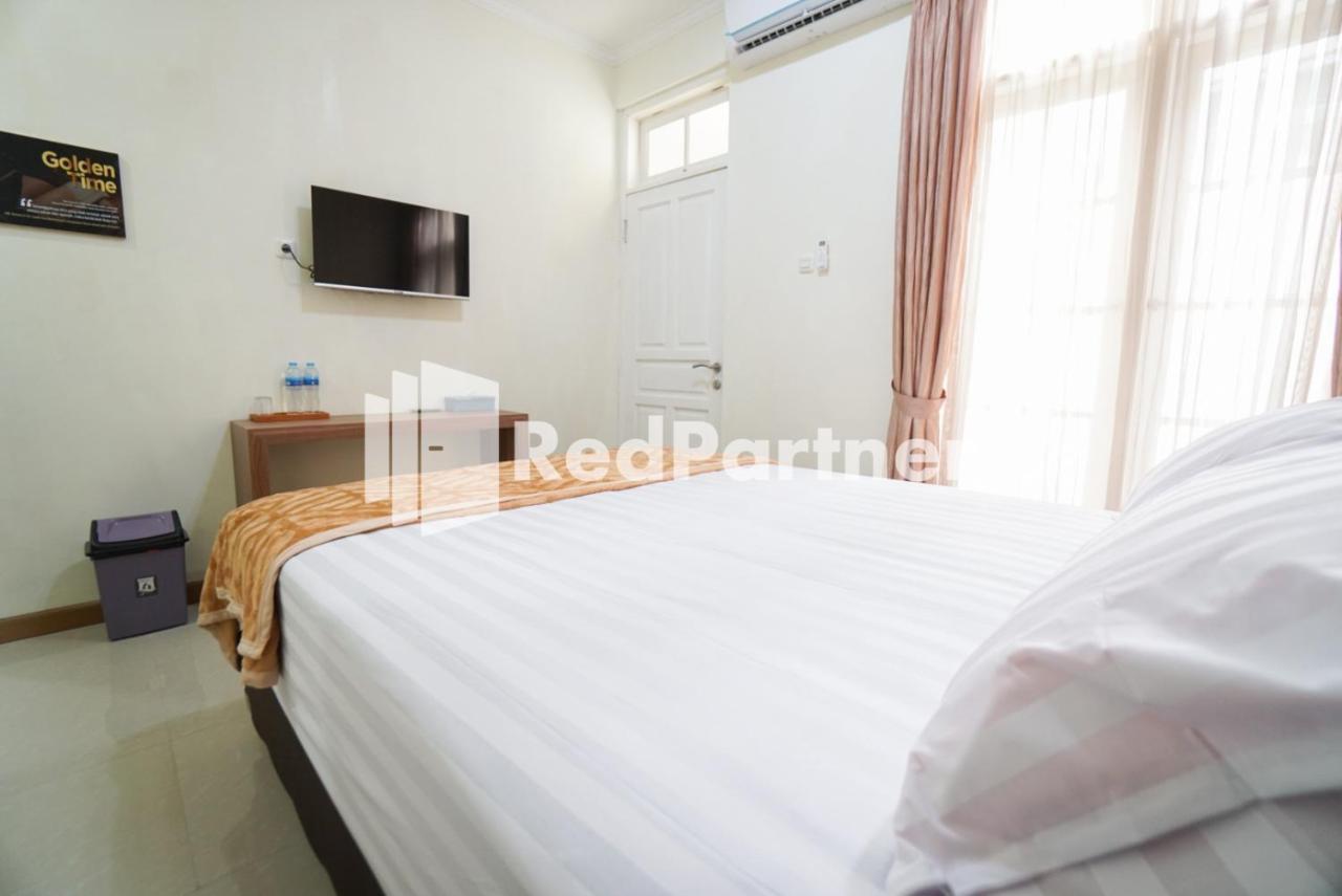 Fazza Syariah Mitra Reddoorz Hotel Jakarta Bagian luar foto