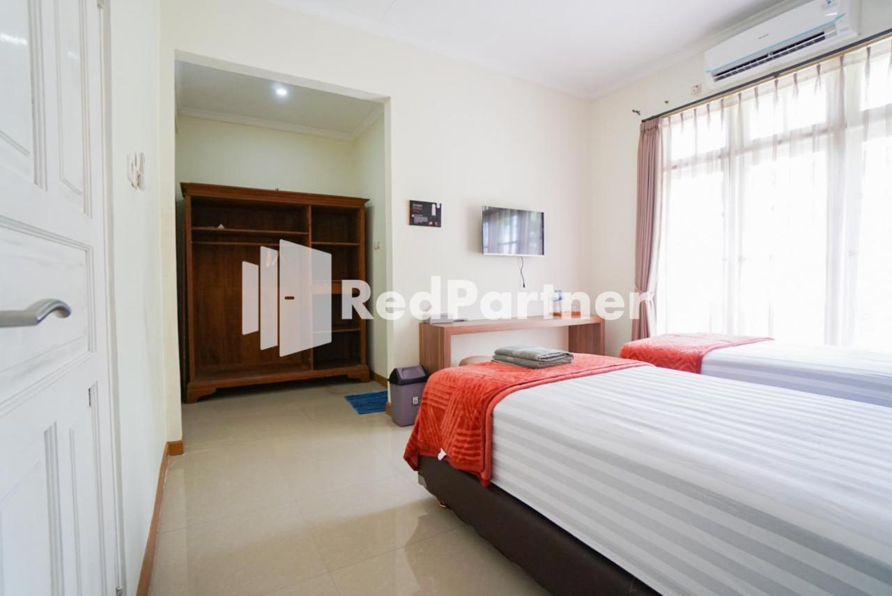 Fazza Syariah Mitra Reddoorz Hotel Jakarta Bagian luar foto