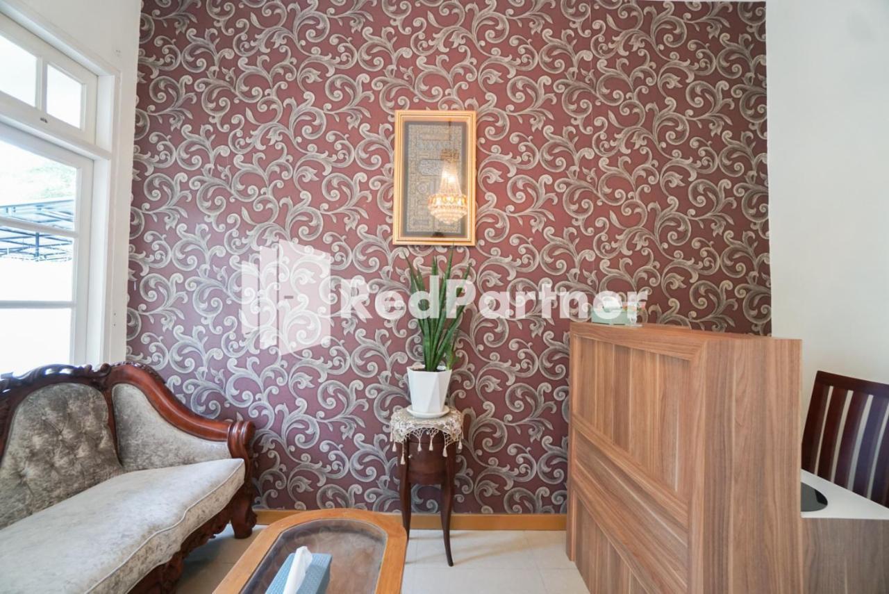 Fazza Syariah Mitra Reddoorz Hotel Jakarta Bagian luar foto